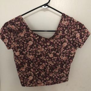 Crop top size SMALL